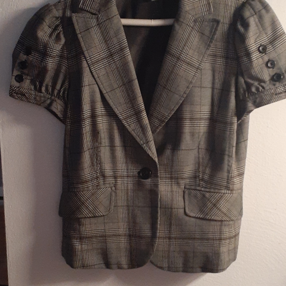Apt 9 blazer
